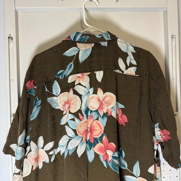 Tommy Bahama Hawaiian Shirt Men's Size XL Brown Silk Floral Button Short Sleeve - Picture 6 of 12